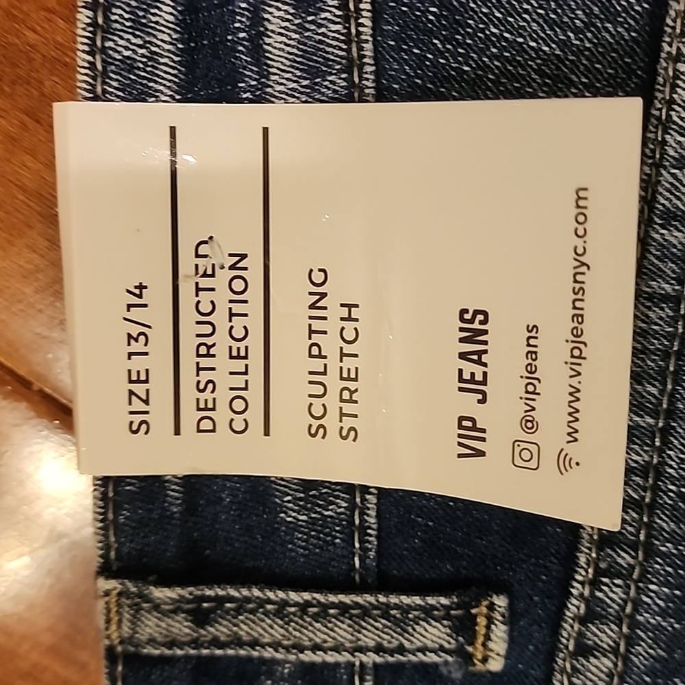 VIP Jeans - Picture 12 of 13